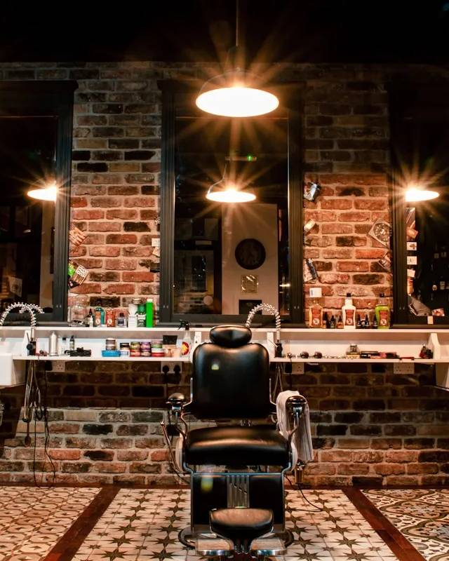 Marcus Reed Barbering interior